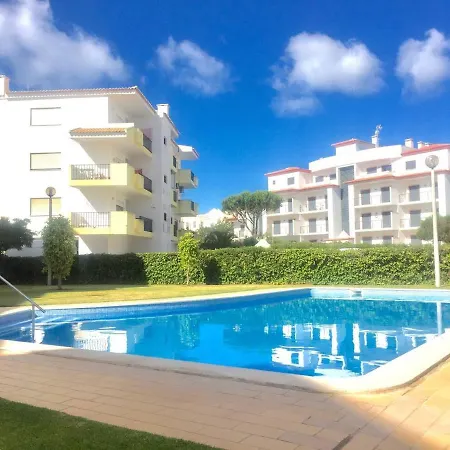 Spacious Castelo Apartment